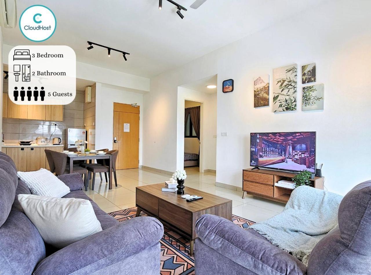 Conezion Near Ioi City Mall, Maeps Serdang, Putrajaya By Cloud Host Kamer foto