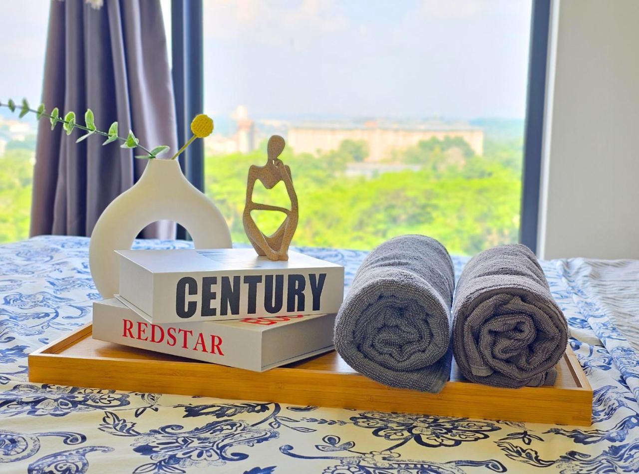 Conezion Near Ioi City Mall, Maeps Serdang, Putrajaya By Cloud Host Kamer foto