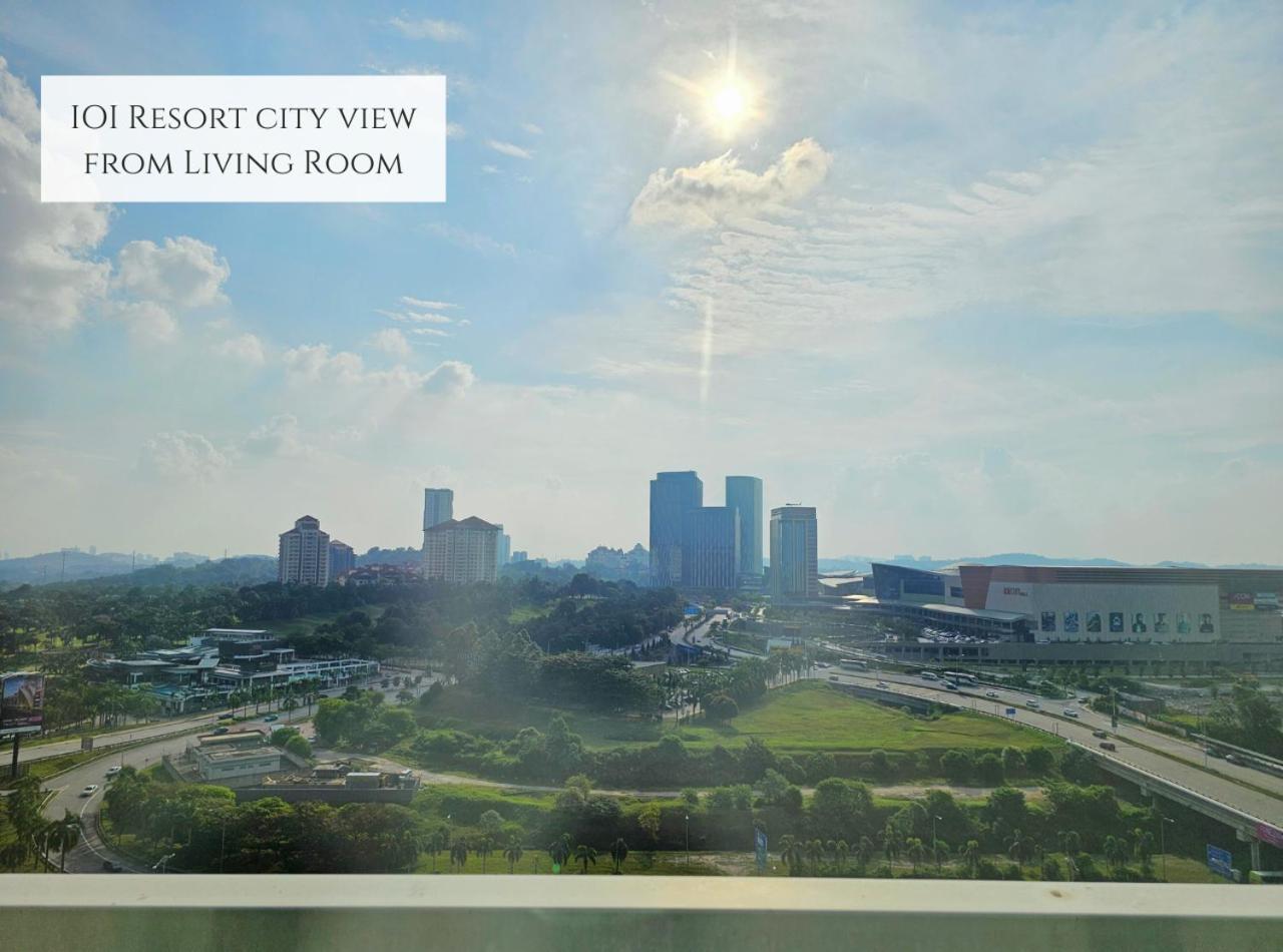 Conezion Near Ioi City Mall, Maeps Serdang, Putrajaya By Cloud Host Kamer foto