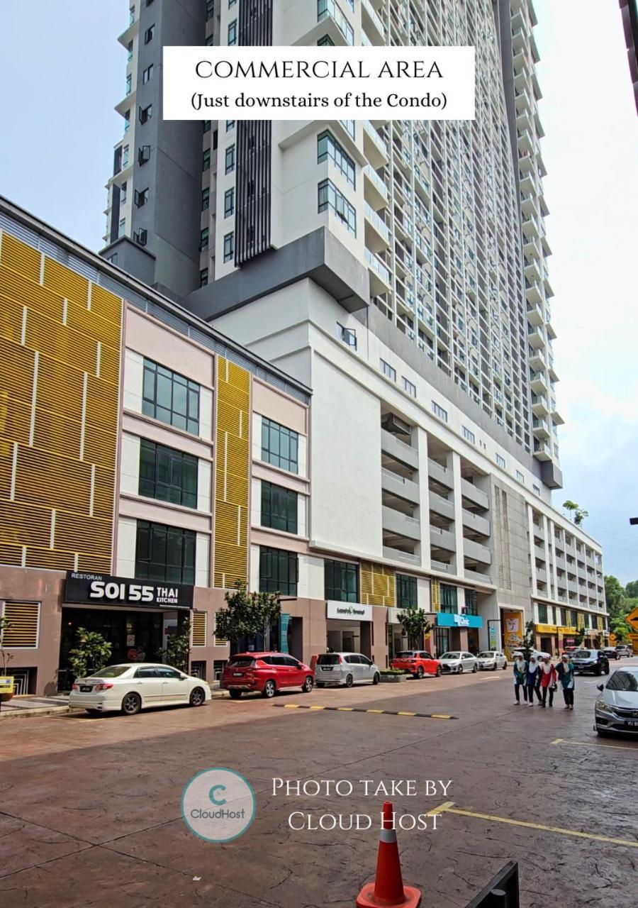 Conezion Near Ioi City Mall, Maeps Serdang, Putrajaya By Cloud Host Buitenkant foto